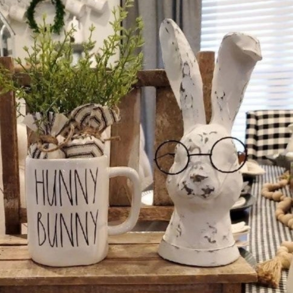 Farmhouse Easter bunny with glasses